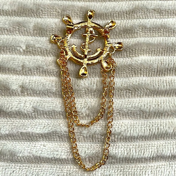 Rudder Brooch for Women Men Rhinestone Anchor Rudder Brooch Pins Chain Fashion - Picture 8 of 9